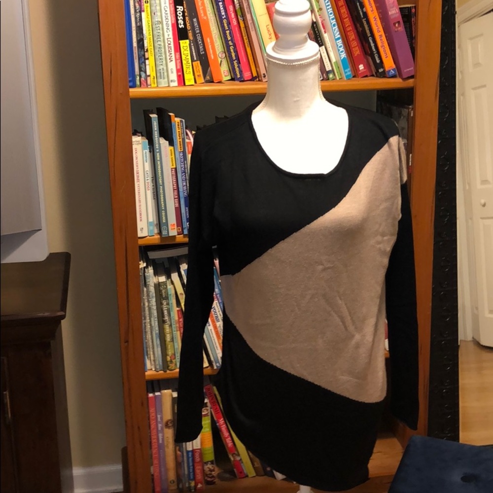 Joan Vas sweater